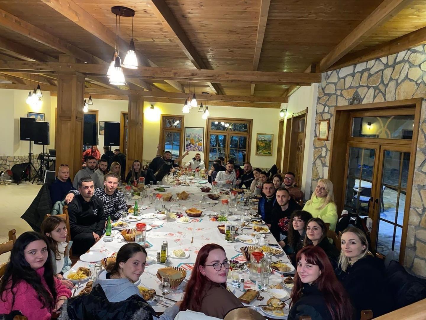 Hotel Fusha E Gjese Valbona Esterno foto