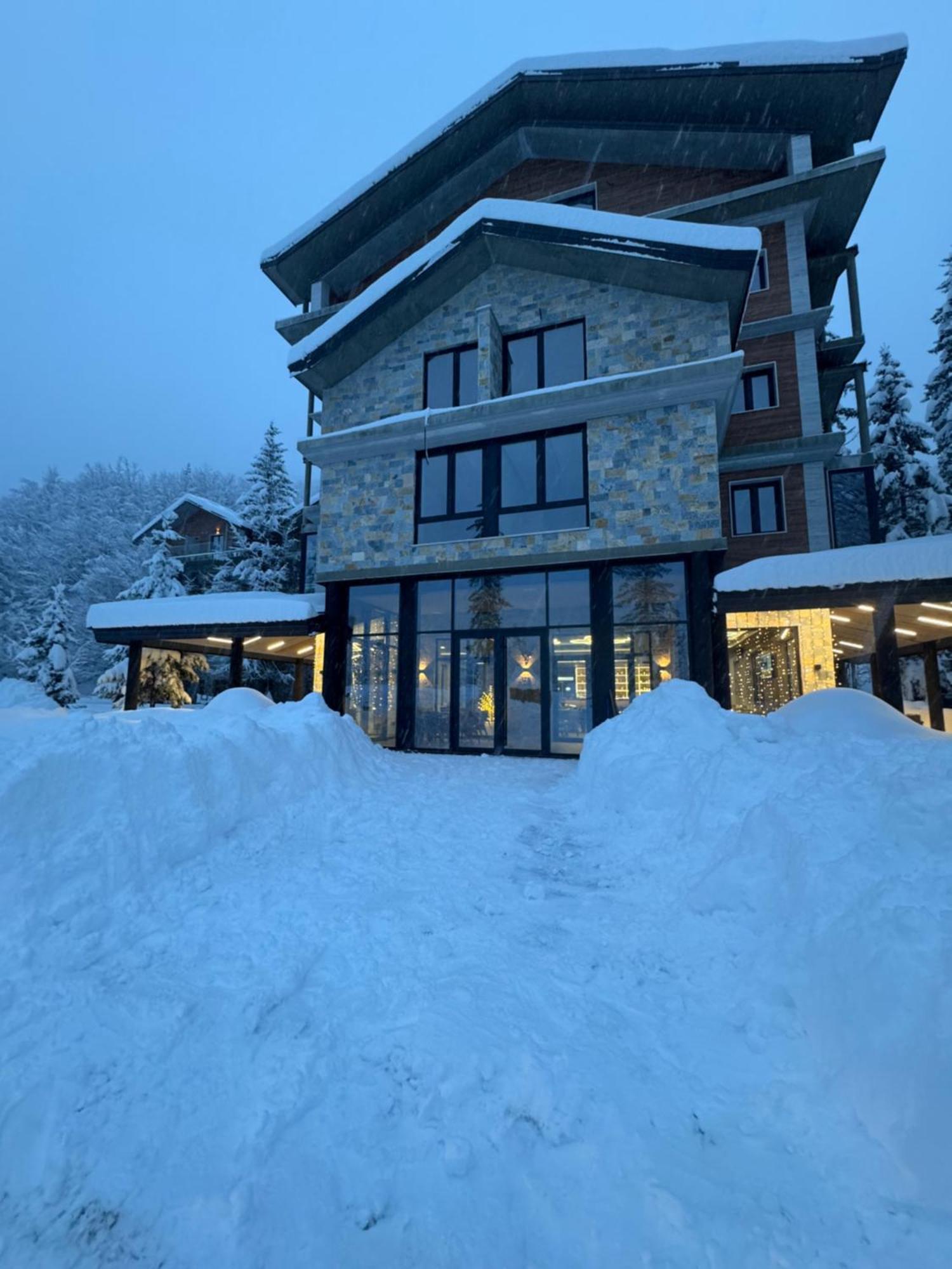 Hotel Fusha E Gjese Valbona Esterno foto