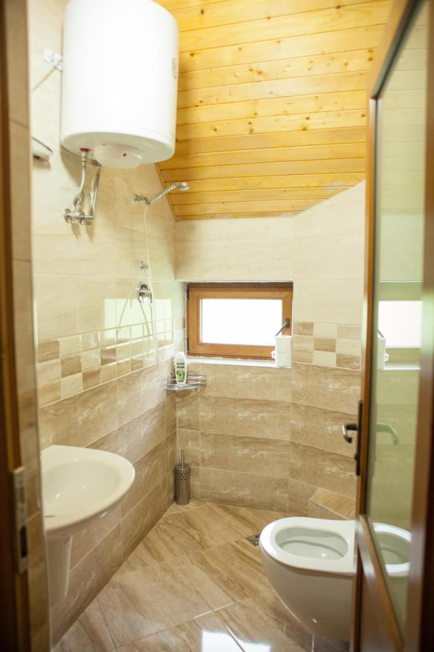Hotel Fusha E Gjese Valbona Esterno foto